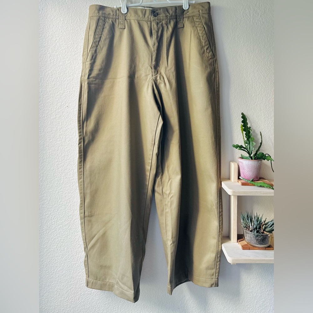 Uniqlo Men's Olive Chinos